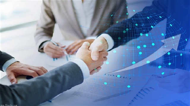 People planting trees